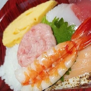 ひな祭りに☆まぐろとえびのちらし寿司